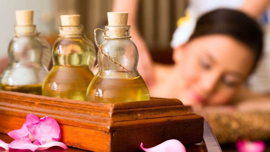 Масляный или традиционный балийский массаж