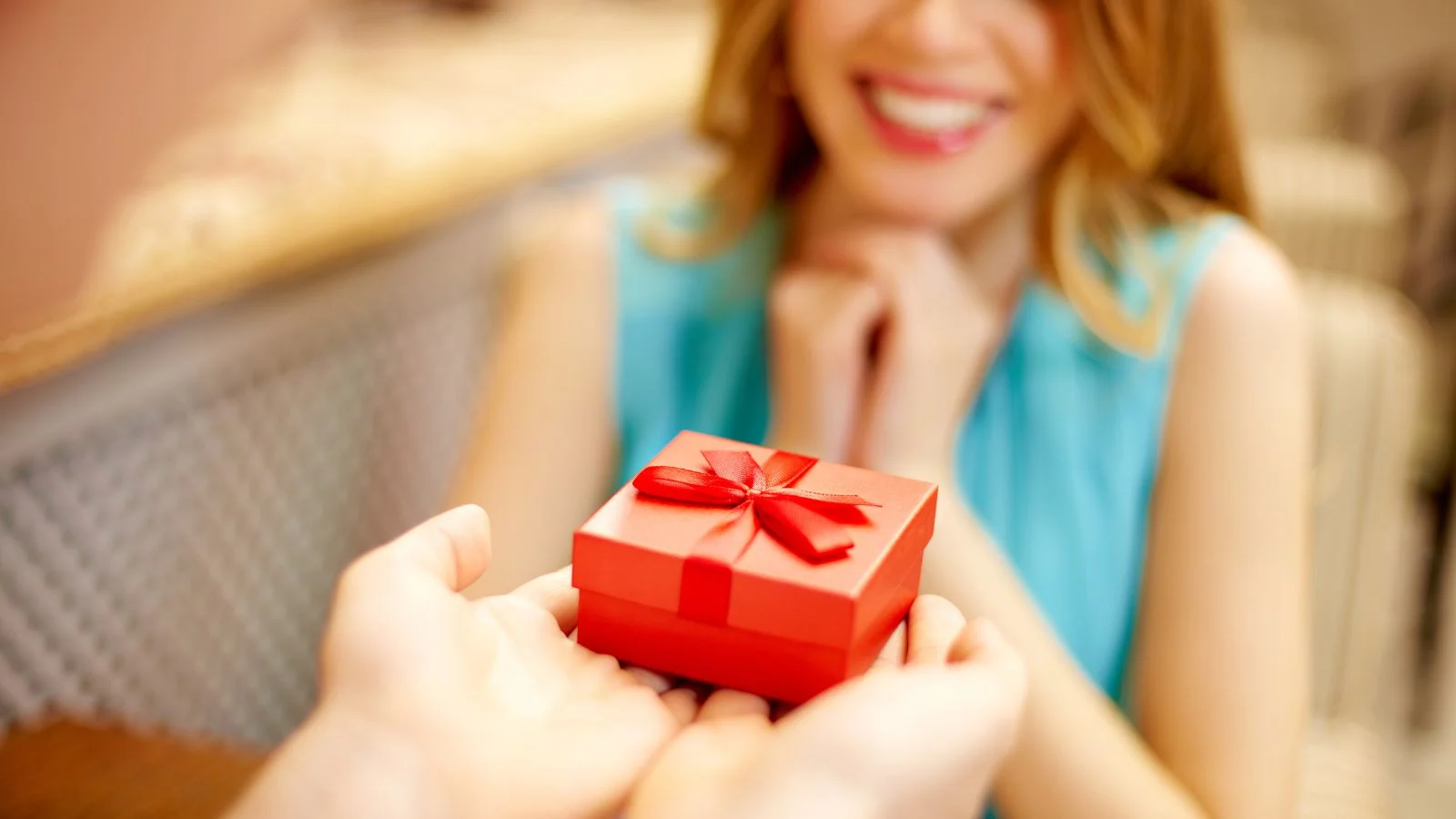 Салон массажа Insay в Харькове Подарок для женщины