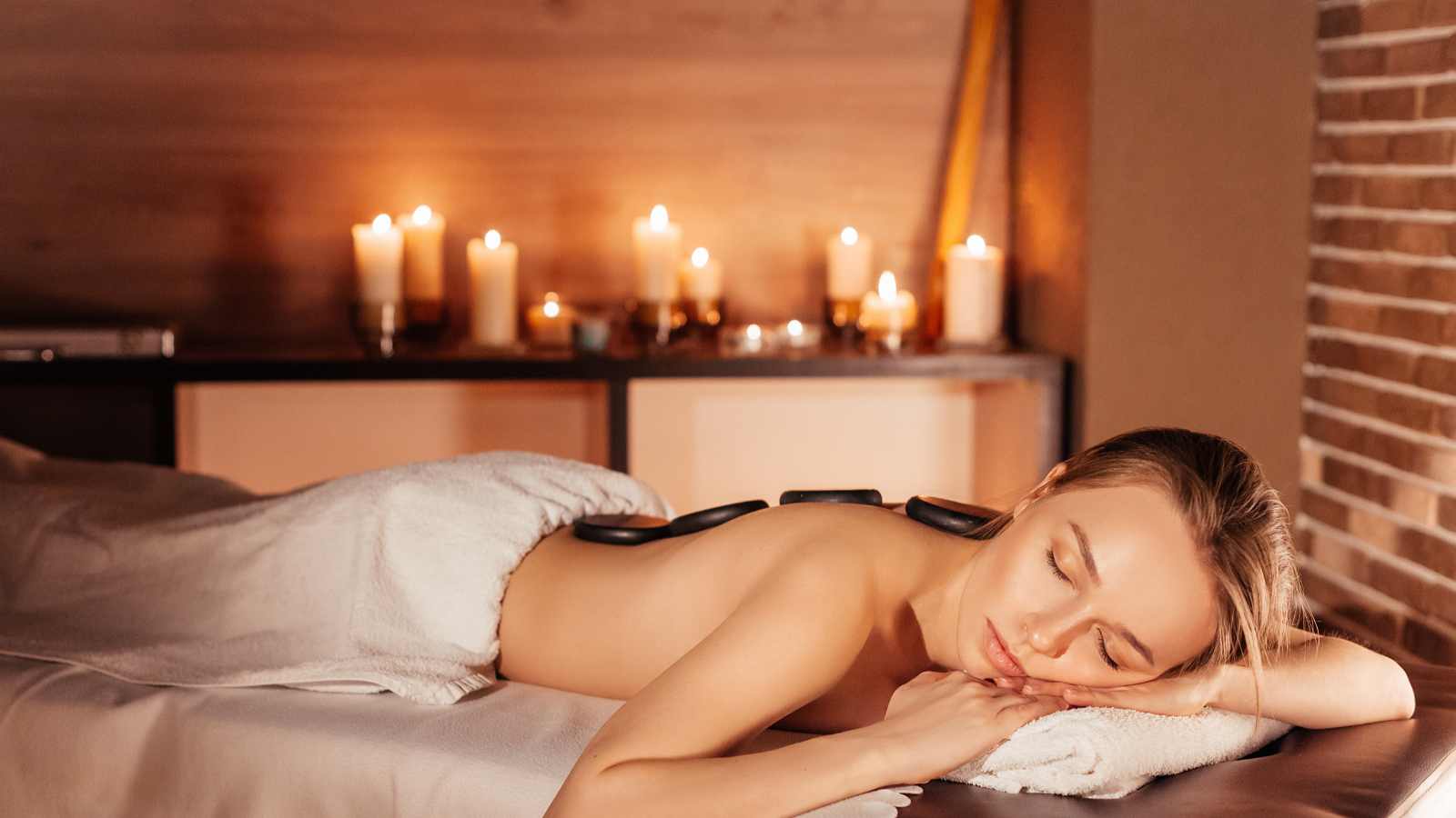 Інтер'єр в салоні масажу