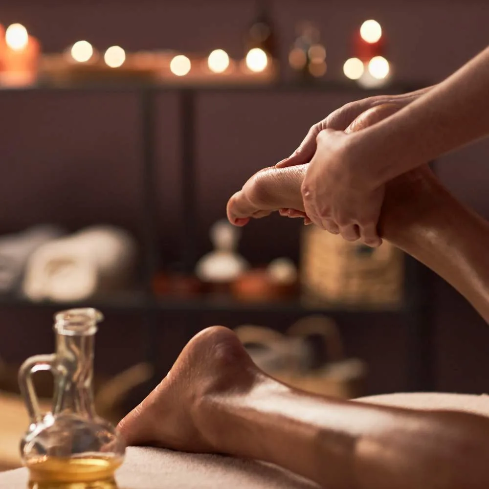 Салон массажа Insay в Харькове массаж ног в Харькове